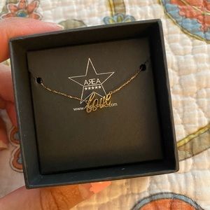 AREAstars Love Necklace